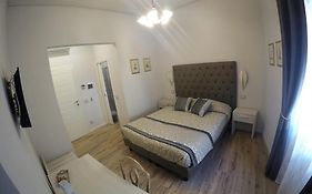 Elisa Guest House